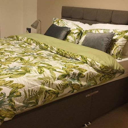 Stunning 2-Bed Apartment In Manchester City Centre Extérieur photo