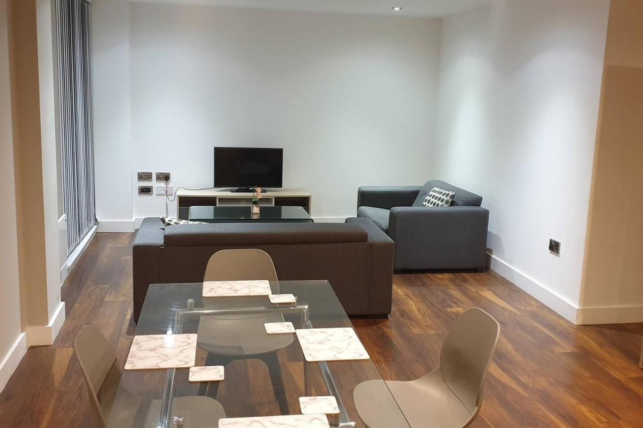 Stunning 2-Bed Apartment In Manchester City Centre Extérieur photo