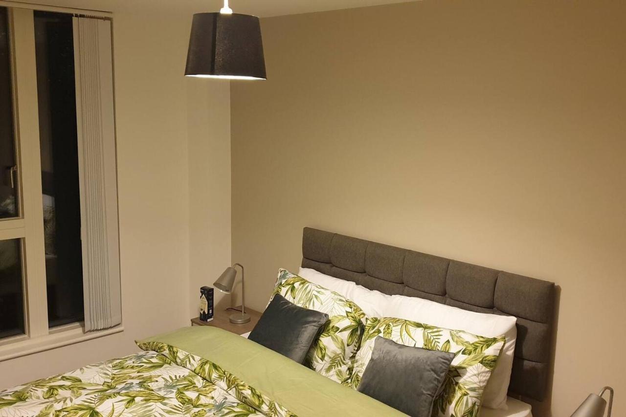 Stunning 2-Bed Apartment In Manchester City Centre Extérieur photo